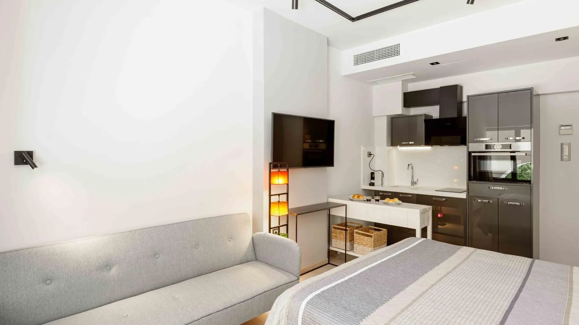 Square Elegant Suites Салоники Апартаменты
