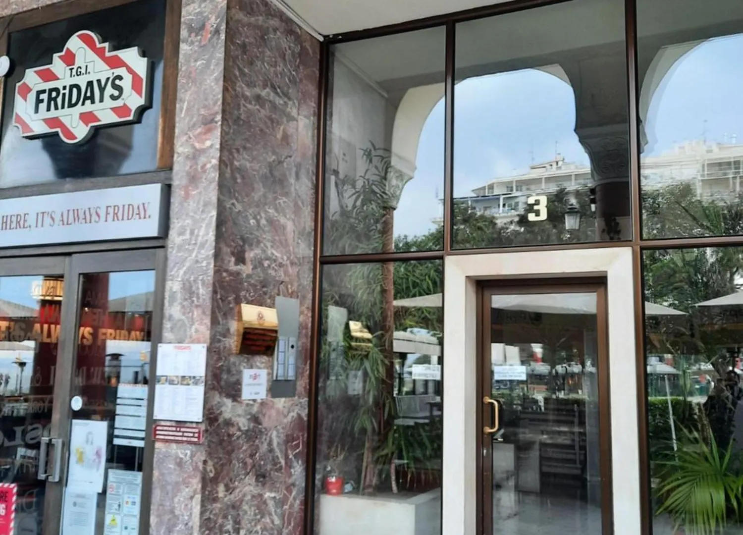 Square Elegant Suites Салоники 0*,  Греция