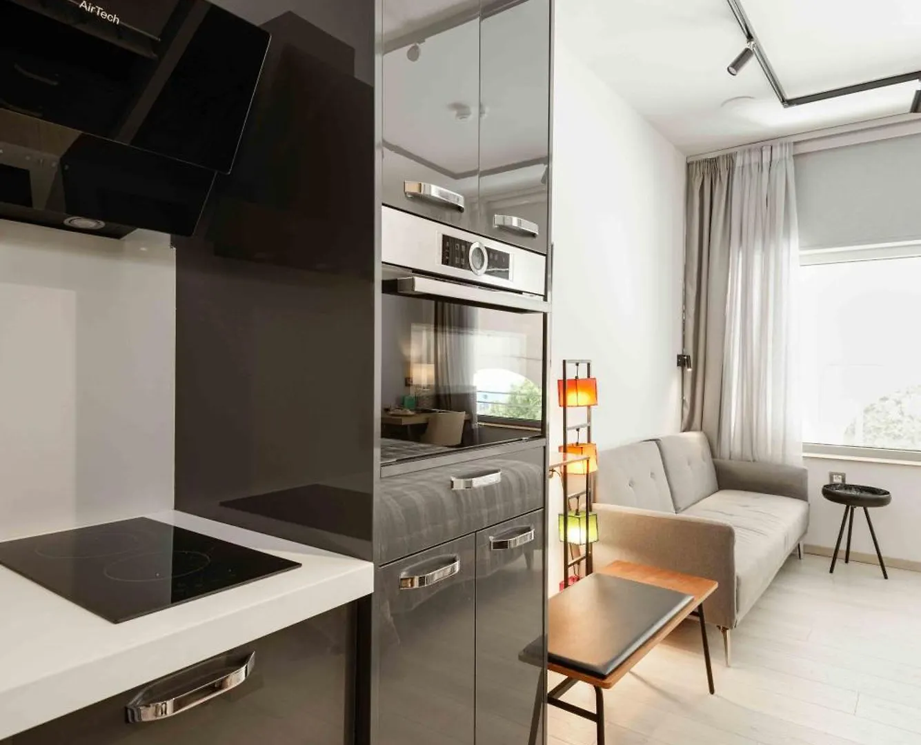 Square Elegant Suites Салоники Апартаменты