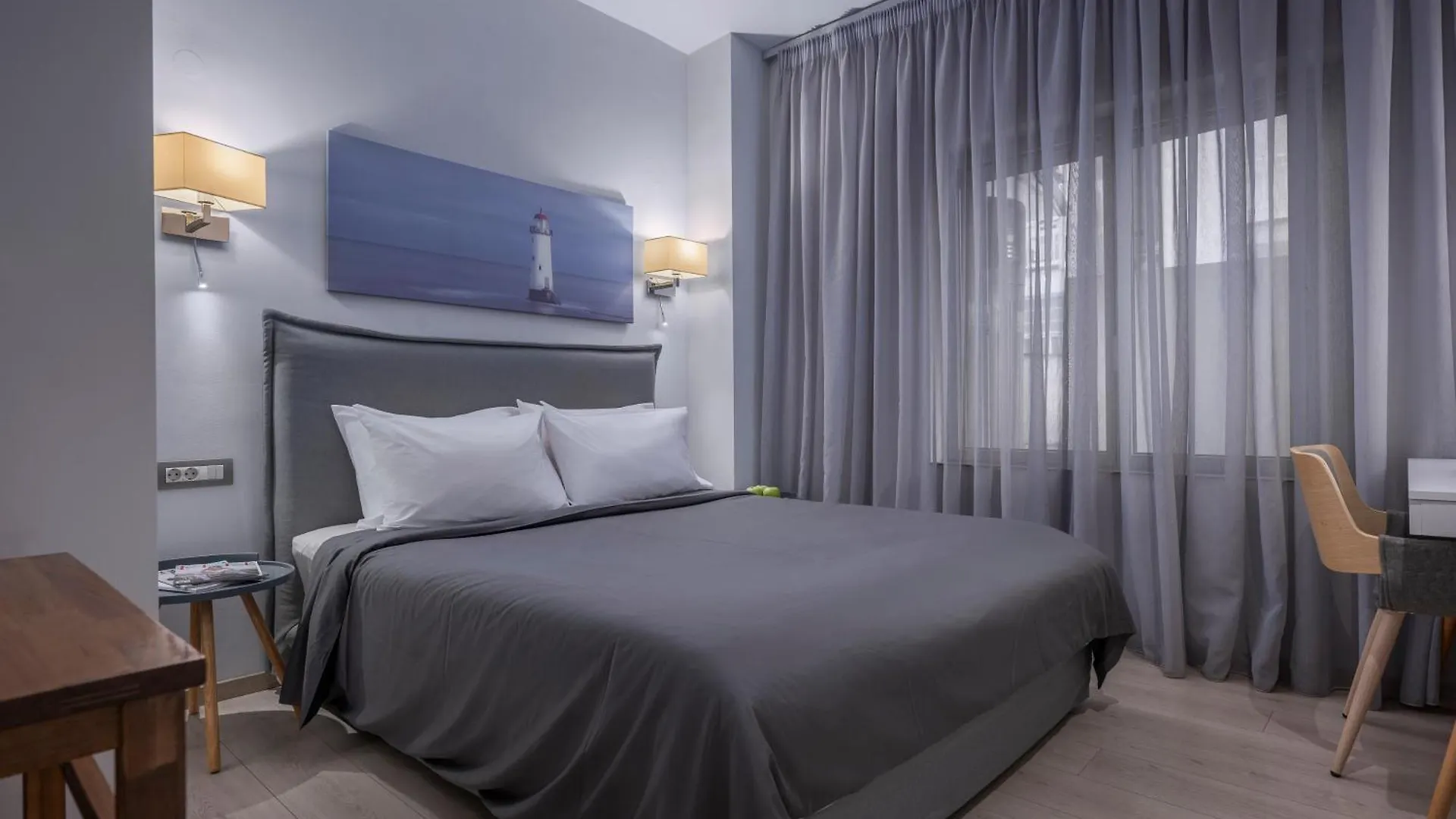 Square Elegant Suites Салоники
