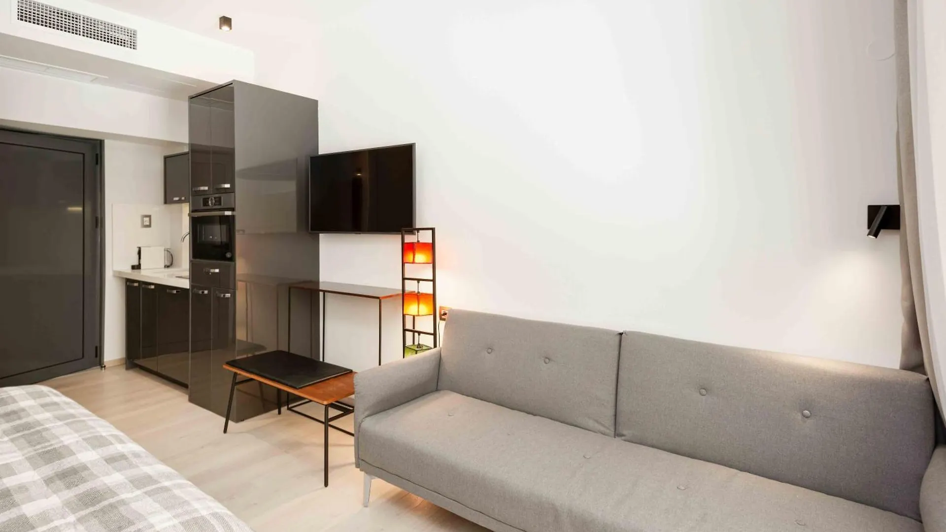 סלוניקי Square Elegant Suites