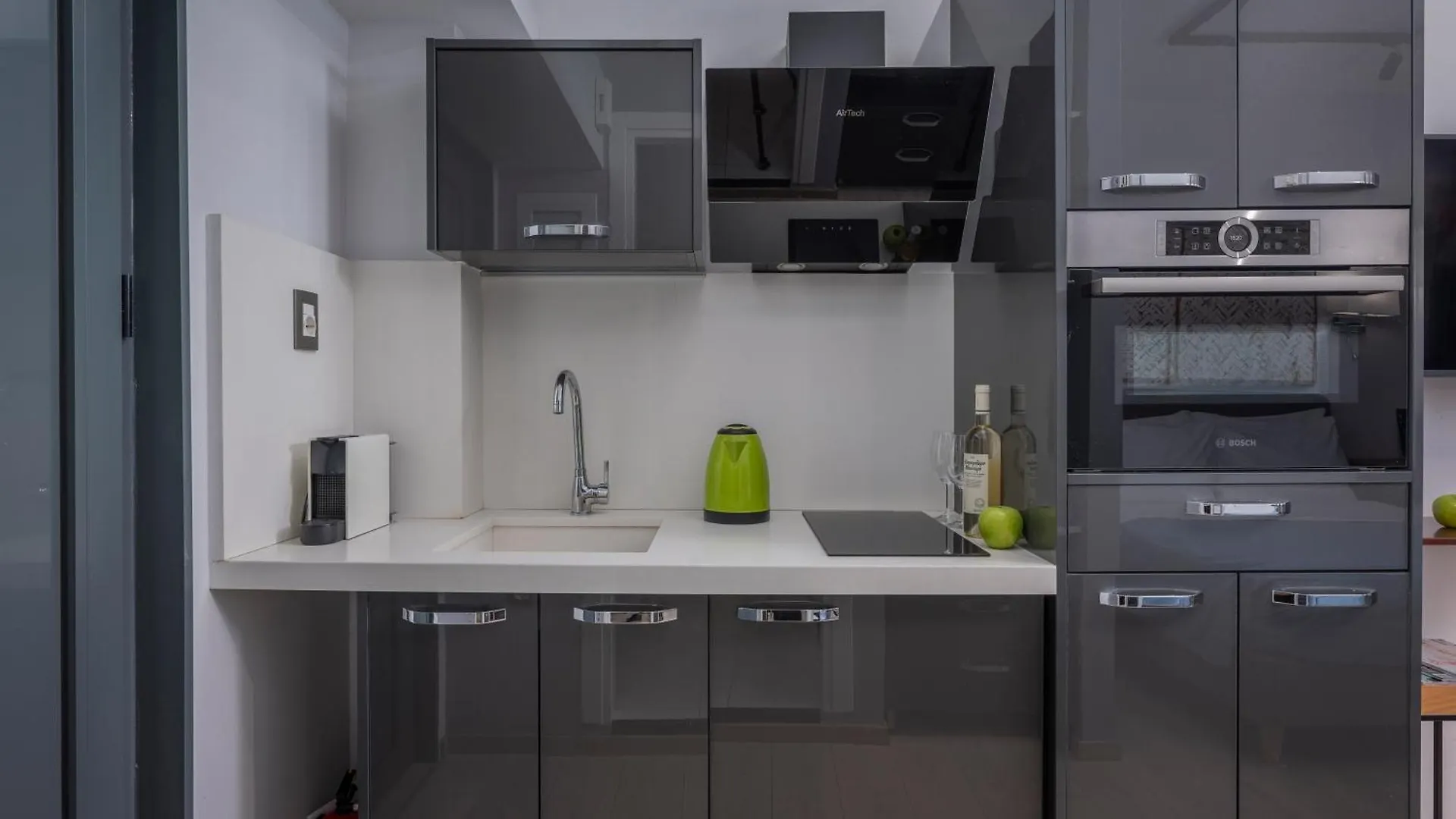 Apartment Square Elegant Suites Thessaloniki Greece